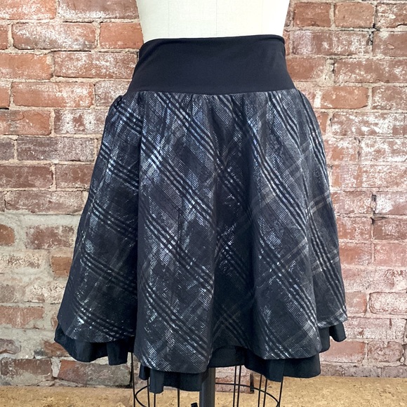 Joe Benbasset Dresses & Skirts - Black Plaid Skirt w/ Shimmer Accents [XL]